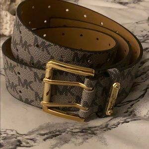 NWOT Michael Kors Logo Belt Small